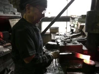 Damastmesser Gyuto 240 Kuroshiage Nami, 12 Lagen 8 Damastmesser Gyuto 240 Kuroshiage Nami, 12 Lagen – Bild 6